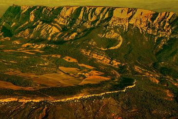Montagne Sainte Victoire, Cypriotype, Aix-en-Provence, France © Etienne Pierart.