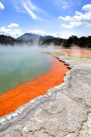 Champagne Lake, New Zealand. ©Etienne Pierart.